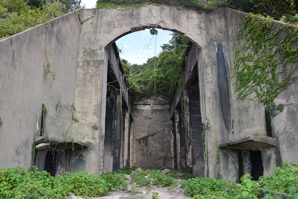長浦毒ガス貯蔵庫跡